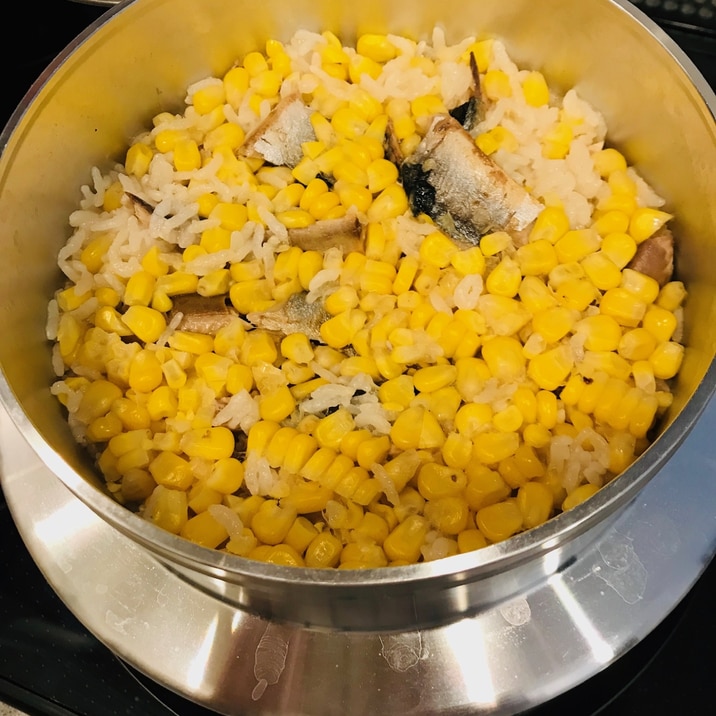 とうもろこしと秋刀魚缶詰の炊き込みご飯 レシピ 作り方 By Coffeelake 楽天レシピ とうもろこしと秋刀魚缶詰の炊き込みご飯 レシピ 作り方 By Coffeelake 楽天レシピ